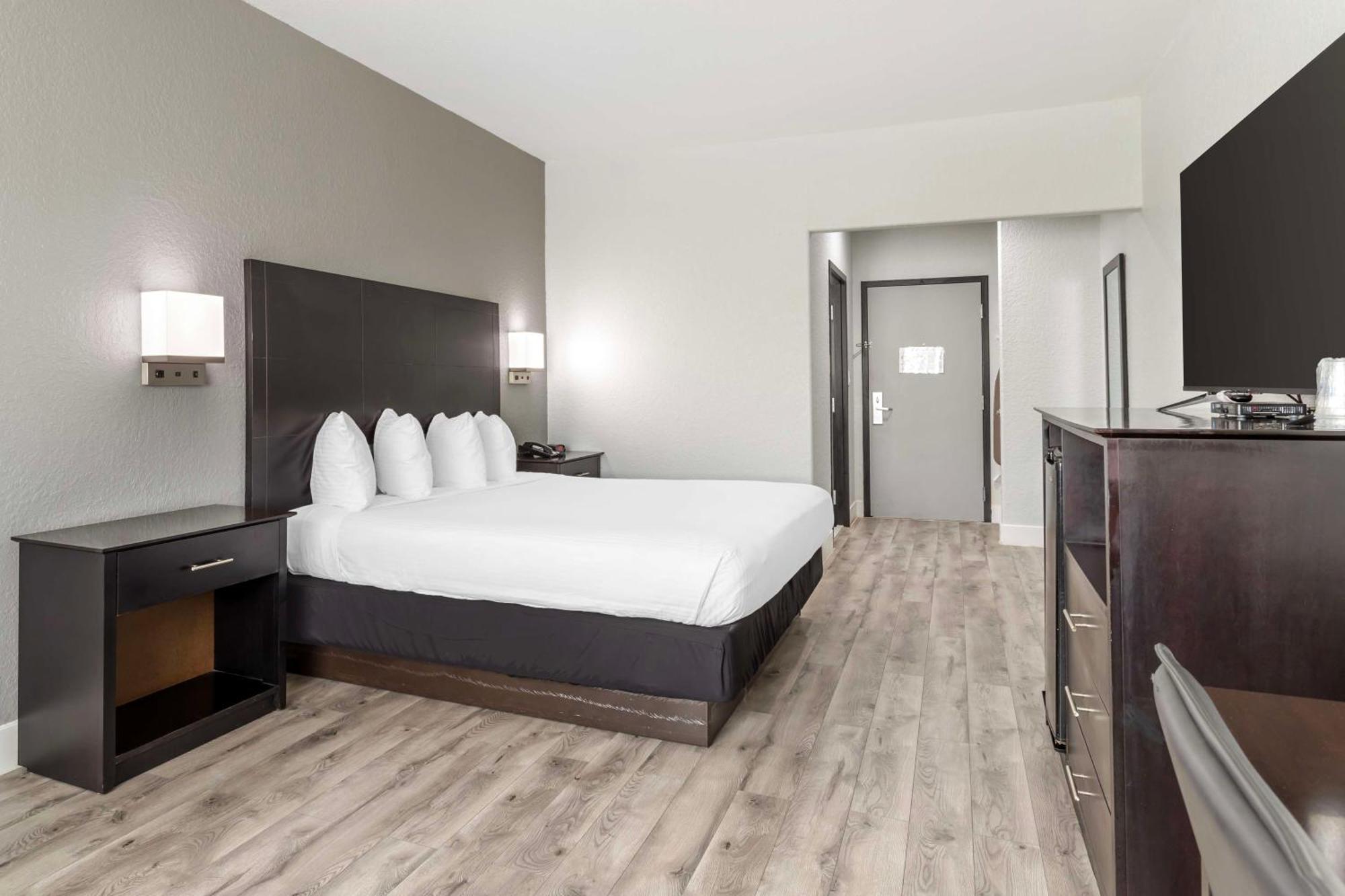 Surestay Plus By Best Western Texas City I-45 Esterno foto