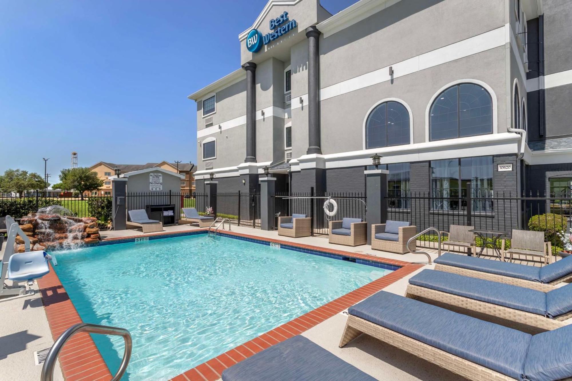 Surestay Plus By Best Western Texas City I-45 Esterno foto