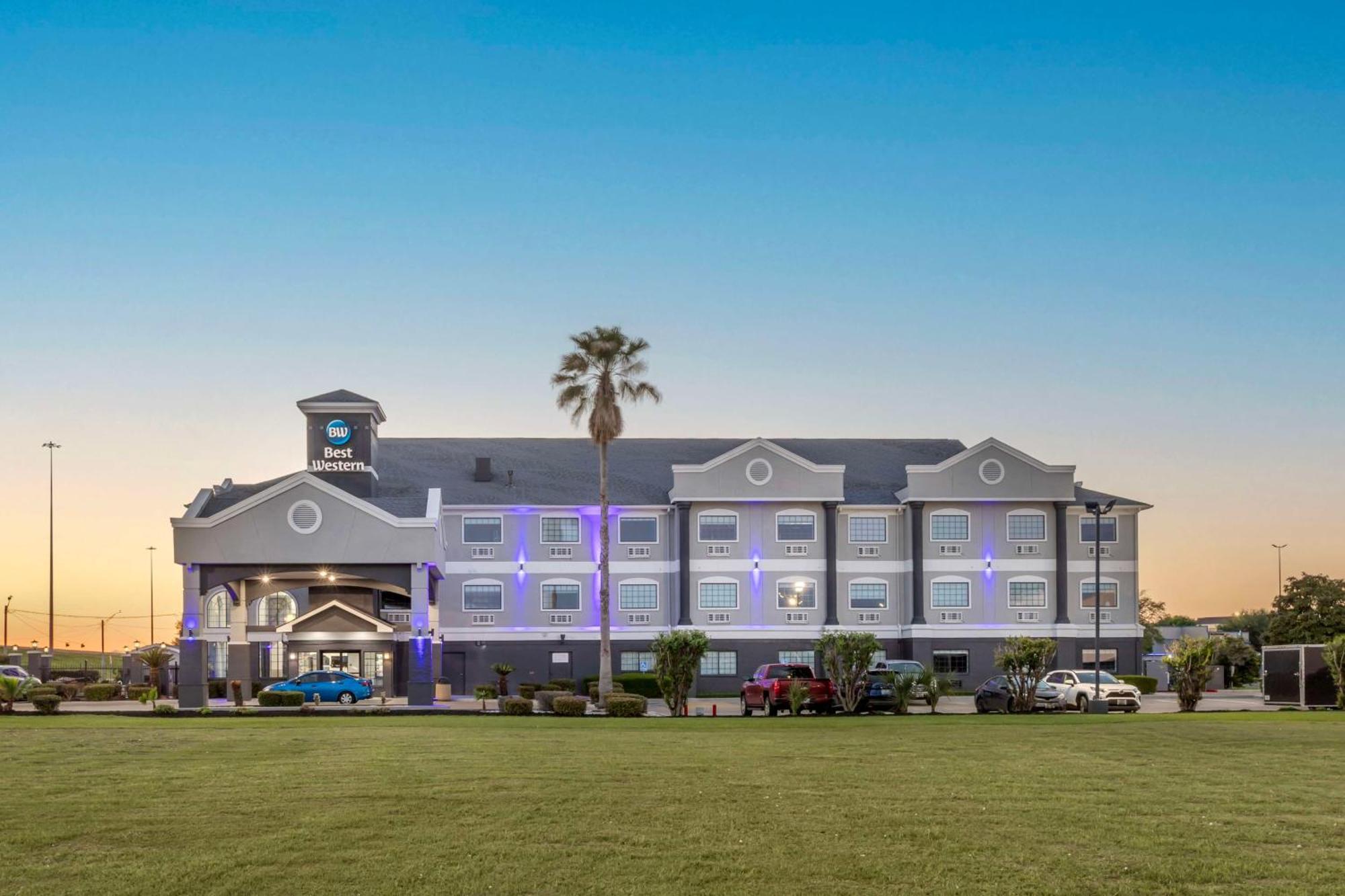 Surestay Plus By Best Western Texas City I-45 Esterno foto