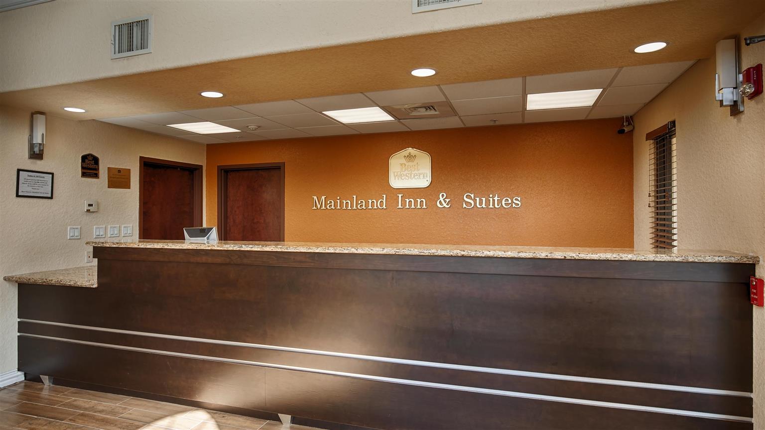 Surestay Plus By Best Western Texas City I-45 Esterno foto